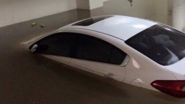 Cách phát hiện xe đã bị ngập nước khi mua ô tô cũ