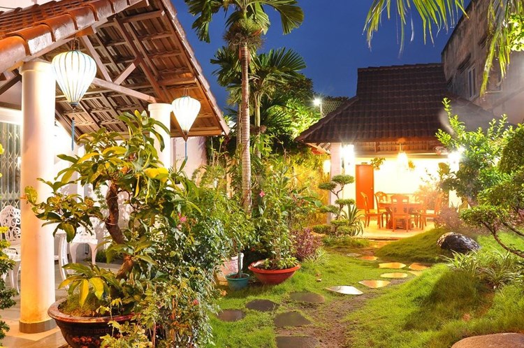 Mekong Hotel & Restaurant
