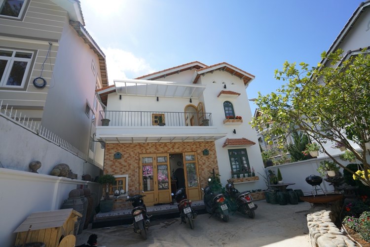 Villa Nhỏ Xinh Homestay