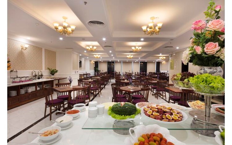Khách sạn Bonjour Nha Trang 