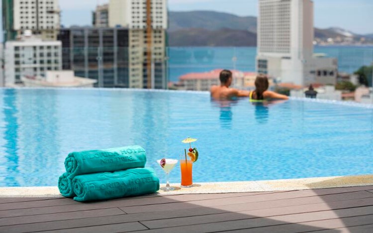 Khách sạn Florida Nha Trang