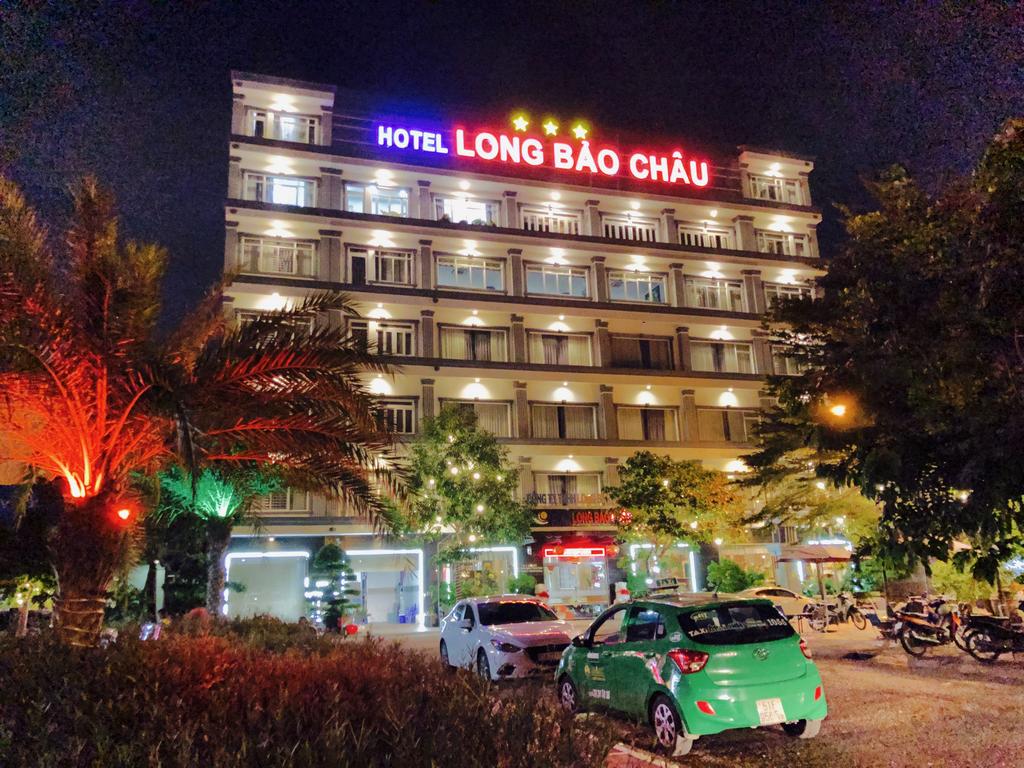  Long Bao Chau Hotel 