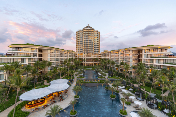  Intercontinental Phú Quốc Long Beach Resort