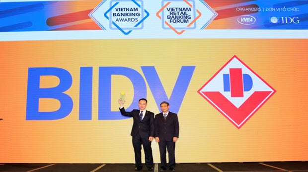 BIDV là ngân hàng duy nhất 2 năm liên tiếp nhận giải “Ngân hàng bán lẻ tiêu biểu nhất”