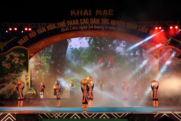 Ngày hội văn hóa các dân tộc huyện miền núi Bình Liêu