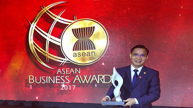 BRG và SeABank được Hội đồng Tư vấn Kinh doanh ASEAN vinh danh