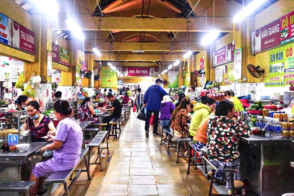 Lạc vào thiên đường ẩm thực cả trăm món "vừa ngon, vừa rẻ" ở Đà Nẵng