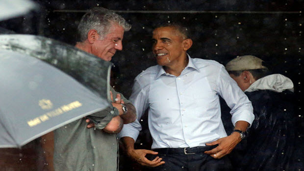 Nụ cười ông Obama và gót chân Asin ngành du lịch Việt