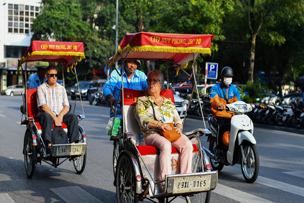 Cơ hội và thách thức cho du lịch Việt Nam