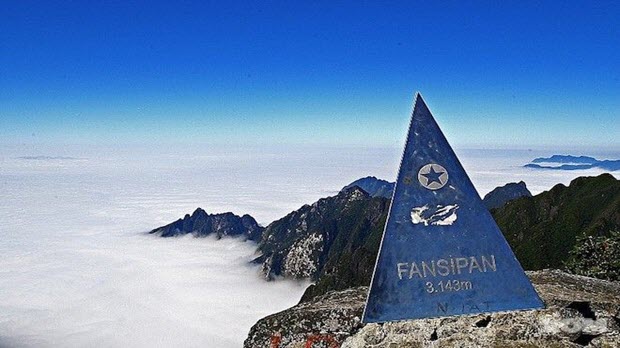 Lên đỉnh Fansipan - Niềm khao khát của du khách mê khám phá