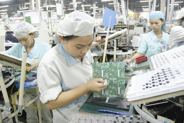 Vietnam’s 10-month FDI tumbles 20%