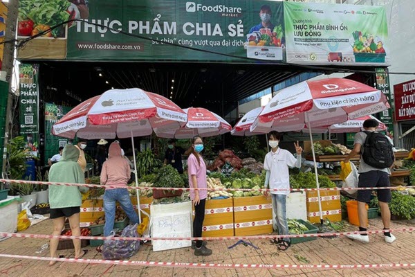 Siêu thị thực phẩm đồng giá bình ổn xuất hiện ở Sài Gòn