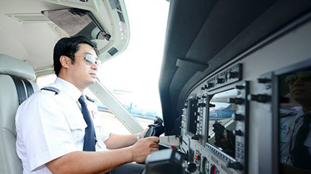  Phi công, tiếp viên Vietnam Airlines thu nhập bao nhiêu tiền mỗi tháng?