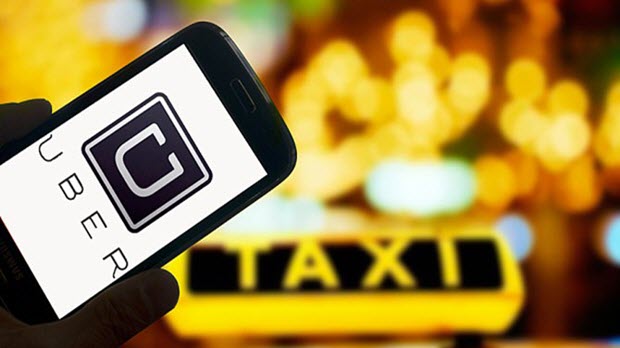 “Gắn mào taxi E” lên Uber, Grab gây tranh cãi