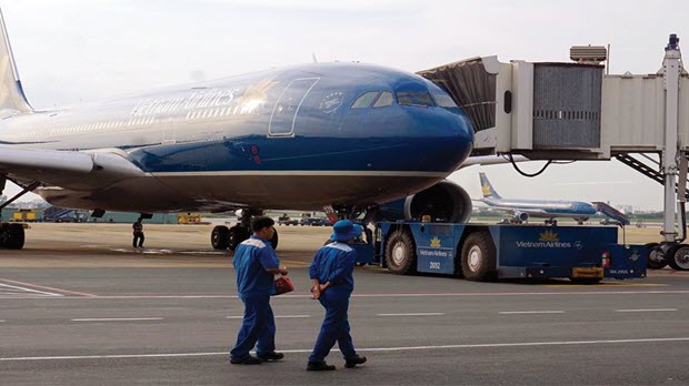  Loay hoay điều chỉnh giá dịch vụ hàng không