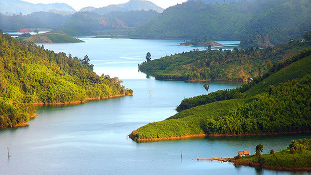  Hồ Thác Bà có tiềm năng phát triển trở thành khu du lịch quốc gia