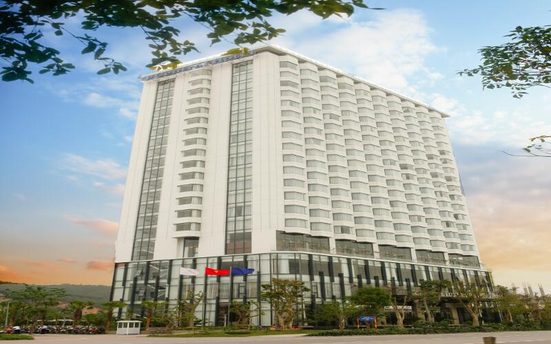 Khách sạn Central Luxury Hạ Long 