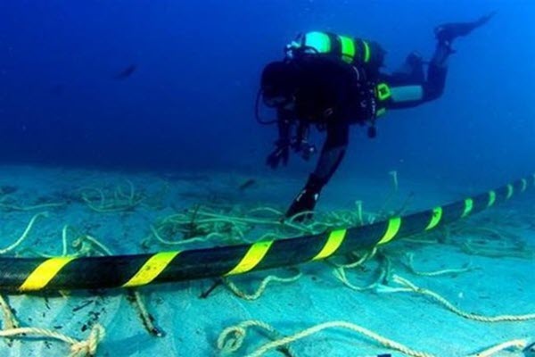 Internet traffic slow as undersea cables broken