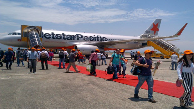  Bay Jetstar Airlines được tích dặm thưởng Bông sen vàng của Vietnam Airlines
