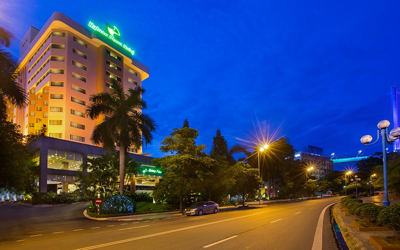 Khách Sạn Hạ Long Plaza 