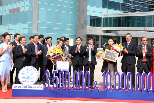 Khánh Hòa chạm mốc 3,5 triệu lượt khách quốc tế qua Sân bay Cam Ranh