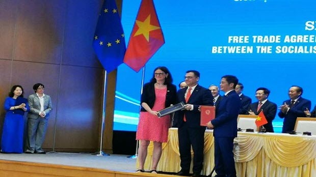 Việt Nam và EU chính thức ký Hiệp định Thương mại tự do EVFTA