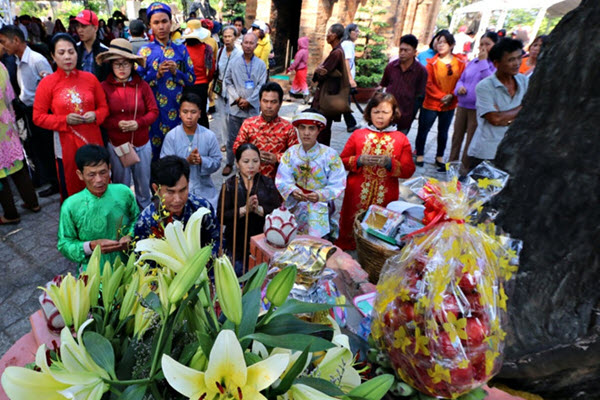 Khánh Hòa dừng tổ chức lễ hội Tháp Bà Ponagar và lễ hội Am Chúa