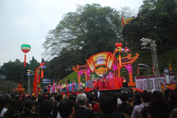 Dừng Lễ hội xuân đền Thượng lớn nhất tỉnh Lào Cai để phòng dịch