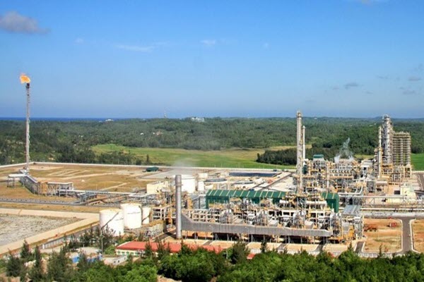 Nhà máy lọc dầu nguy cơ dừng hoạt động