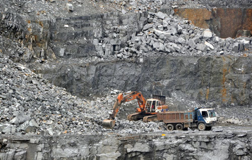 Bình Thuận đấu giá quyền khai thác khoáng sản hàng loạt mỏ vật liệu xây dựng