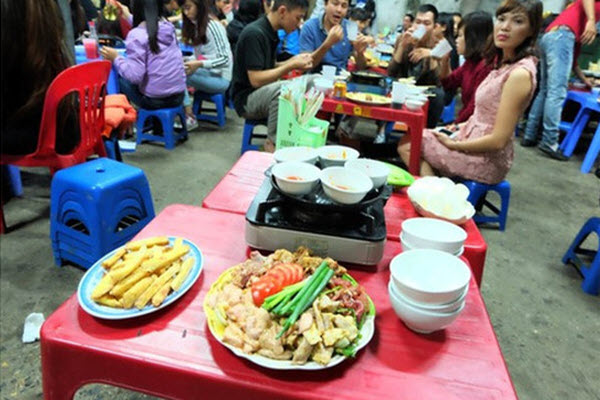  Dân nhậu Việt ăn "rác thải" của thế giới vẫn tấm tắc khen ngon