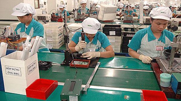  Phát triển công nghiệp hỗ trợ điện tử Việt Nam: Không liên kết, mất hết thị trường