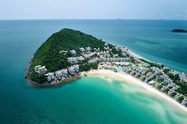 Khoảng 90% biệt thự, nhà phố ven biển ở Phú Quốc và Hạ Long đã được bán, thị trường đang hướng về vùng đất mới