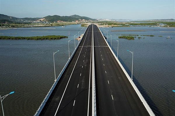 Quang Ninh to spend some VND9.5 trillion on new strategic road