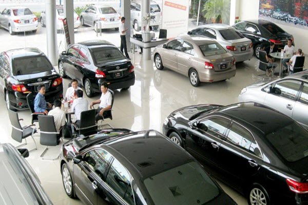 Vướng tháng Ngâu, tiêu thụ ô tô ở Việt Nam sụt giảm