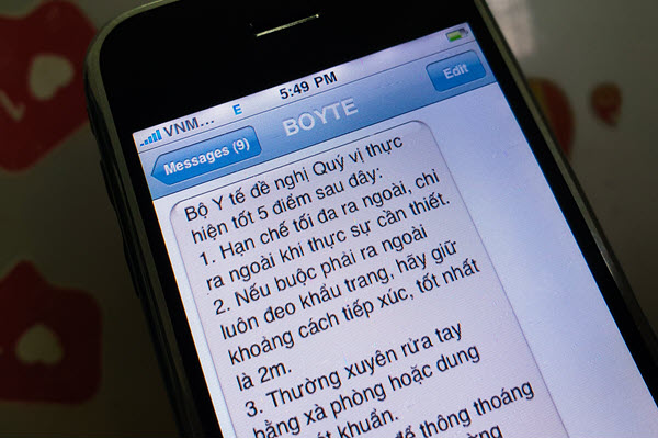 Chính phủ gửi tin nhắn SMS tới toàn dân thế nào