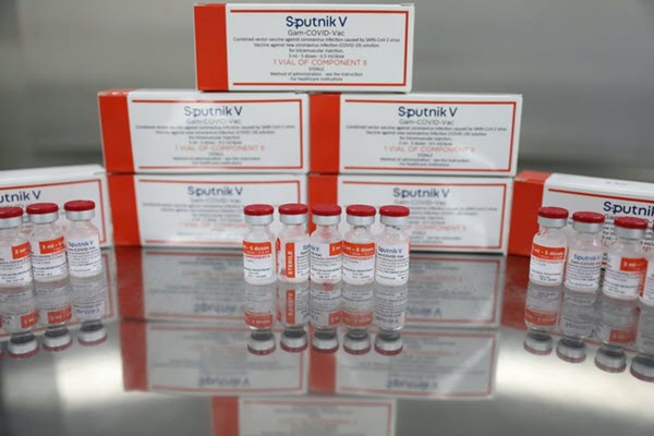 Lô vắc xin Sputnik V đầu tiên của Việt Nam sản xuất