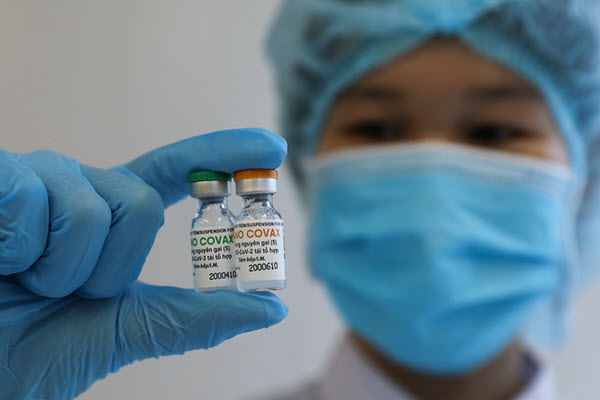 Việt Nam đặt mục tiêu có đủ vaccine Covid-19 từ năm 2022