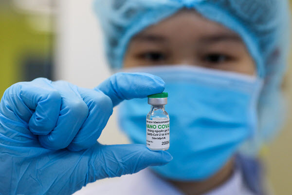 Việt Nam dự kiến có vaccine Covid-19 tự sản xuất vào quý 3