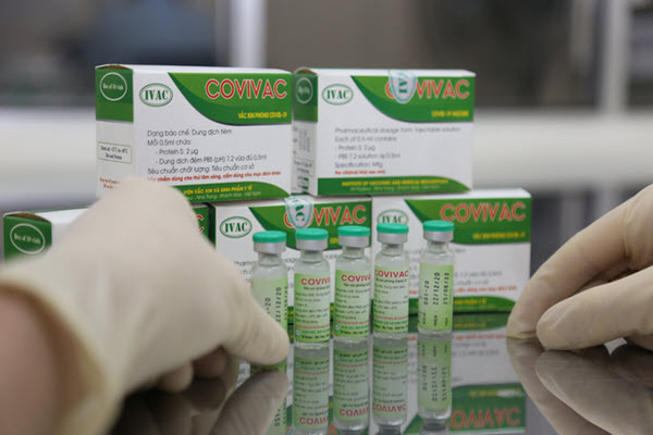 Bộ trưởng Y tế: 'Việt Nam không thiếu vaccine Covid-19'