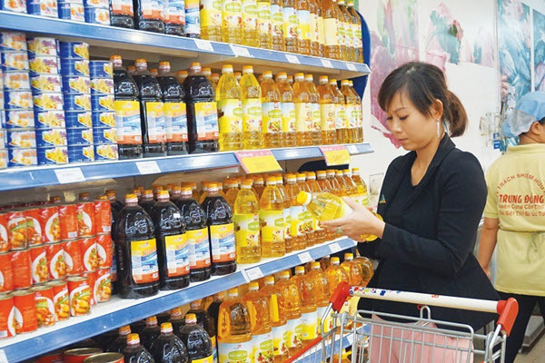 Vietnamese vegetable oil market attracts buyers