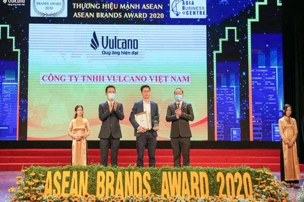 Thời trang Vulcano được vinh danh Top 50 thương hiệu mạnh Asean 2020