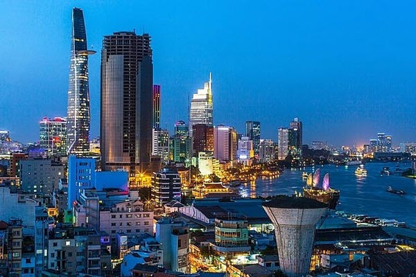 Why Vietnam ranks eighth among top 20 countries to invest in