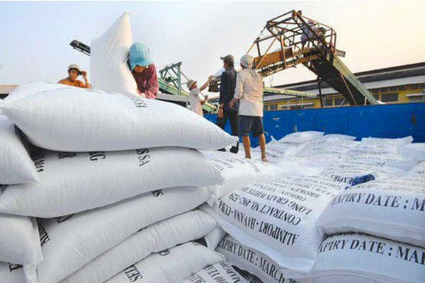 Xuất khẩu gạo giảm về kim ngạch, nhưng tăng mạnh về giá